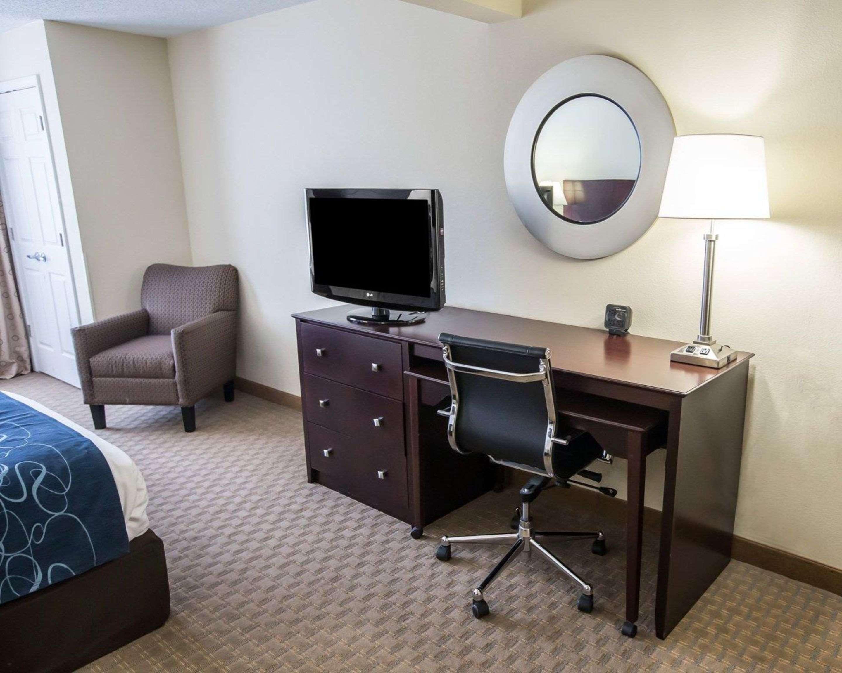 Comfort Suites University Area Notre Dame-South Bend Exterior foto
